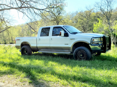 2005 Ford F-250 Super Duty - 22x12 -51mm - ARKON OFF-ROAD Alexander - Leveling Kit - 305/45R22