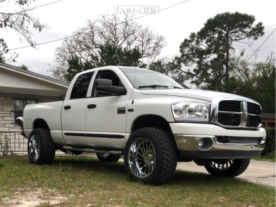 2007 Dodge Ram 2500 - 22x12 -51mm - ARKON OFF-ROAD Caesar - Stock Suspension - 35" x 12.5"