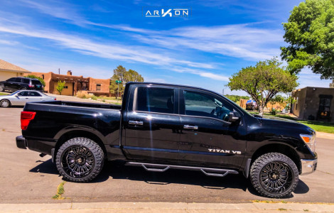 2018 Nissan Titan - 22x12 -51mm - ARKON OFF-ROAD Alexander - Suspension Lift 3" - 33" x 12.5"