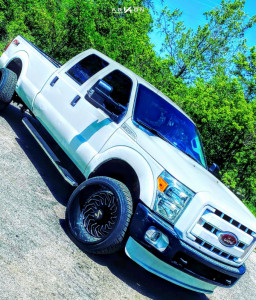 2015 Ford F-350 Super Duty - 24x14 -81mm - ARKON OFF-ROAD Crown Series Victory - Suspension Lift 2.5" - 305/35R24