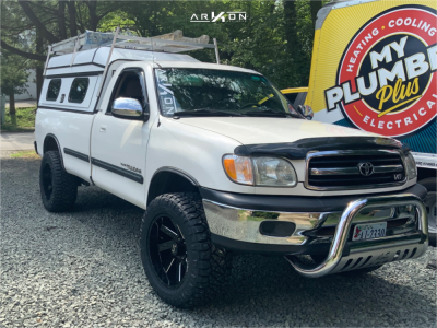 2002 Toyota Tundra - 20x10 -25mm - ARKON OFF-ROAD Lincoln - Leveling Kit - 33" x 12.5"