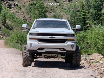1 2018 Silverado 1500 Chevrolet Mcgaughys Suspension Lift 9in Arkon Off Road Crown Series Triumph Machined Accents