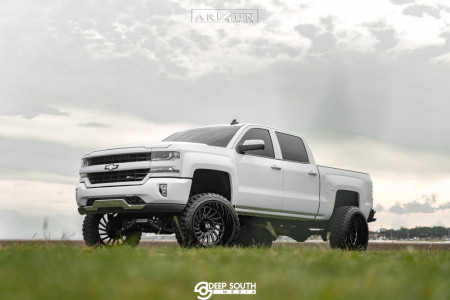 2017 Chevrolet Silverado 1500 - 24x14 -81mm - ARKON OFF-ROAD Caesar - Suspension Lift 9" - 35" x 13.5"