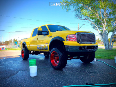 2006 Ford F-250 Super Duty - 22x12 -51mm - ARKON OFF-ROAD Crown Series Victory - Suspension Lift 6" - 35" x 12.5"