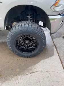 1 2011 3500 Ram Rough Country Suspension Lift 5in Arkon Off Road Alexander Machined Black