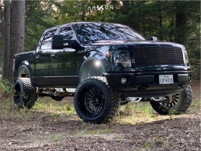 2014 Ford F-150 - 22x14 -81mm - ARKON OFF-ROAD Alexander - Suspension Lift 6" - 325/50R22