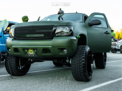 2007 Chevrolet Tahoe - 26x14 -81mm - ARKON OFF-ROAD Caesar - Suspension Lift 7.5" - 37" x 13.5"