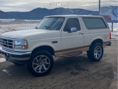 1995 Ford Bronco - 20x10 -24mm - ARKON OFF-ROAD Lincoln - Leveling Kit - 33" x 12.5"