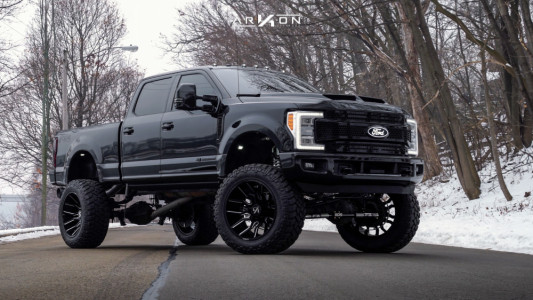 2018 Ford F-250 Super Duty - 24x14 -81mm - ARKON OFF-ROAD Roosevelt - Suspension Lift 8" - 40" x 15.5"