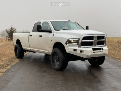 2014 Ram 2500 - 22x12 -51mm - ARKON OFF-ROAD Crown Series Victory - Stock Suspension - 35" x 12.5"
