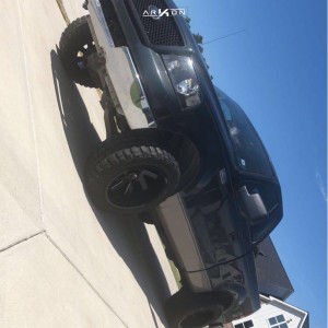 2004 Ford F-150 - 20x12 -51mm - ARKON OFF-ROAD Lincoln - Leveling Kit - 33" x 12.5"