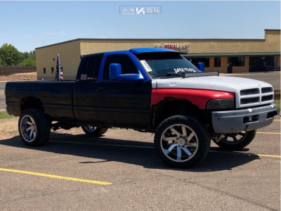 2001 Dodge Ram 2500 - 22x12 -51mm - ARKON OFF-ROAD Lincoln - Suspension Lift 3" - 35" x 12.5"