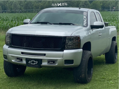 2013 Chevrolet Silverado 1500 - 22x12 -51mm - ARKON OFF-ROAD Caesar - Leveling Kit - 305/45R22