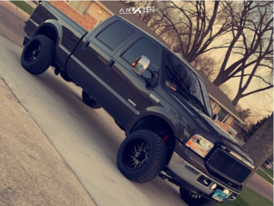 2006 Ford F-250 Super Duty - 20x12 -51mm - ARKON OFF-ROAD Mandela - Leveling Kit - 33" x 12.5"