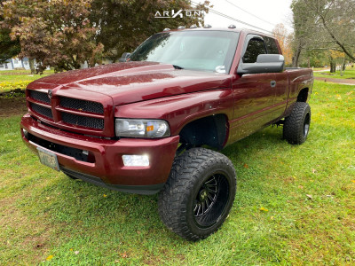 2002 Dodge Ram 2500 - 20x12 -51mm - ARKON OFF-ROAD Caesar - Suspension Lift 5.5" - 35" x 12.5"