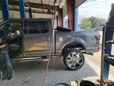 1 2015 F 150 Ford Rough Country Suspension Lift 6in Arkon Off Road Lincoln Chrome