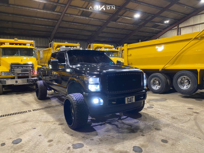 2015 Ford F-350 Super Duty - 26x14 -81mm - ARKON OFF-ROAD Caesar - Stock Suspension - 35" x 12.5"