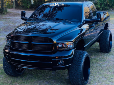 2003 Dodge Ram 2500 - 26x14 -81mm - ARKON OFF-ROAD Caesar - Suspension Lift 8" - 37" x 13.5"