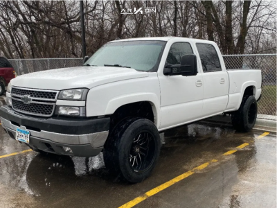 2005 Chevrolet Silverado 2500 HD - 20x12 -51mm - ARKON OFF-ROAD Mandela - Stock Suspension - 305/55R20