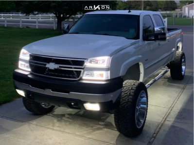 2006 Chevrolet Silverado 2500 HD - 22x12 -51mm - ARKON OFF-ROAD Caesar - Suspension Lift 4" - 35" x 12.5"