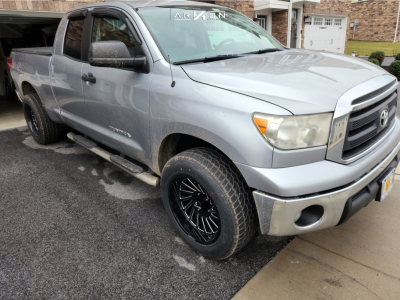 2011 Toyota Tundra - 20x10 -25mm - ARKON OFF-ROAD Caesar - Stock Suspension - 275/60R20