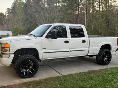 2005 GMC Sierra 2500 HD - 22x12 -51mm - ARKON OFF-ROAD Roosevelt - Suspension Lift 3" - 33" x 12.5"