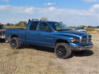 2005 Dodge Ram 1500 - 22x12 -51mm - ARKON OFF-ROAD Roosevelt - Leveling Kit - 33" x 12.5"