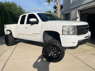 2009 Chevrolet Silverado 1500 - 22x14 -81mm - ARKON OFF-ROAD Lincoln - Suspension Lift 7" - 33" x 14.5"