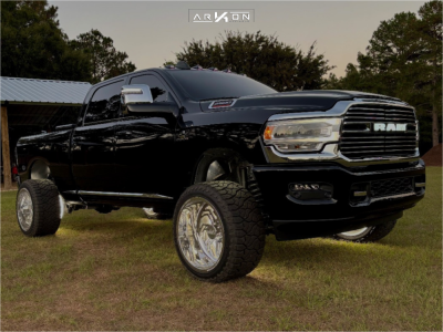 2024 Ram 2500 - 22x14 -76mm - ARKON FORGED Miami - Suspension Lift 2.5" - 33" x 14.5"