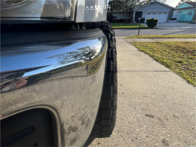 2011 Ford F-250 Super Duty Wheel Offset Aggressive > 1" Outside Fender