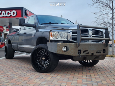 2007 Dodge Ram 3500 - 24x14 -81mm - ARKON OFF-ROAD Caesar - Stock Suspension - 305/35R24