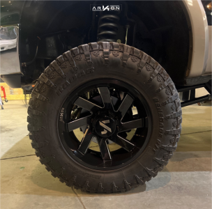 2005 Ford F-250 Super Duty Wheel Offset Aggressive > 1" Outside Fender