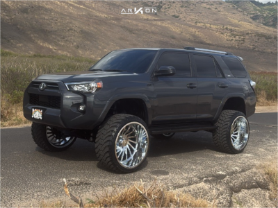 2024 Toyota 4Runner - 24x14 -81mm - ARKON OFF-ROAD Caesar - Suspension Lift 6" - 33" x 13.5"