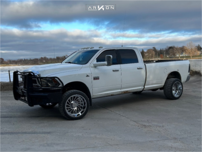 2011 Ram 3500 - 22x14 -81mm - ARKON OFF-ROAD Caesar - Leveling Kit - 33" x 12.5"
