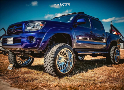 2010 Toyota Tacoma - 22x12 -51mm - ARKON OFF-ROAD Caesar - Suspension Lift 7" - 33" x 12.5"
