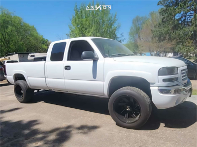 2006 GMC Sierra 2500 HD - 20x12 -51mm - ARKON OFF-ROAD Lincoln - Leveling Kit - 305/50R20