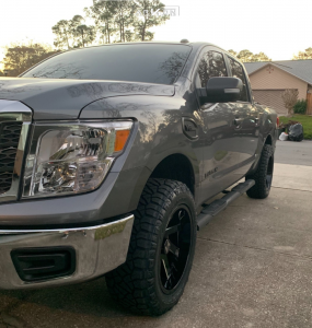 1 2017 Titan Nissan Rough Country Lowered 2f 4r Arkon Off Road Lincoln Black