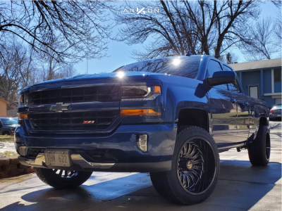 2018 Chevrolet Silverado 1500 - 22x12 -51mm - ARKON OFF-ROAD Alexander - Leveling Kit - 305/45R22