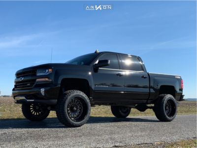 2018 Chevrolet Silverado 1500 - 22x12 -51mm - ARKON OFF-ROAD Alexander - Suspension Lift 7" - 35" x 12.5"
