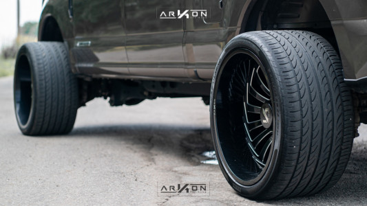 1 2018 F 250 Super Duty Ford Stock Level 2in Drop Rear Arkon Off Road Alexander Machined Accents