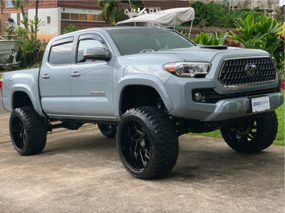 2019 Toyota Tacoma - 22x12 -51mm - ARKON OFF-ROAD Cleopatra - Suspension Lift 6.5" - 33" x 12.5"