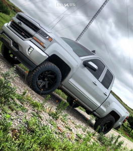 2017 Chevrolet Silverado 1500 - 20x10 -25mm - ARKON OFF-ROAD Lincoln - Suspension Lift 2.5" - 285/55R20
