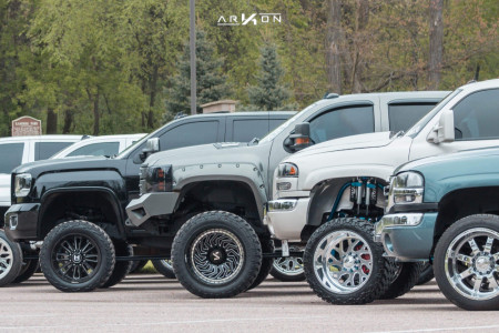 1 2011 Silverado 2500 Hd Chevrolet Readylift Suspension Lift 8in Arkon Off Road Crown Series Victory Machined Accents