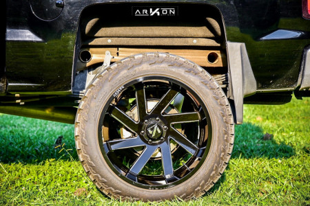 1 2014 Silverado 1500 Chevrolet Mcgaughys Suspension Lift 9in Arkon Off Road Lincoln Black