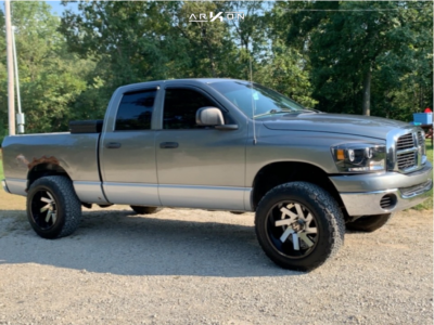 2006 Dodge Ram 1500 - 20x12 -51mm - ARKON OFF-ROAD Lincoln - Leveling Kit - 305/55R20