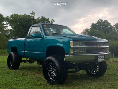 1992 Chevrolet K1500 - 24x14 -81mm - ARKON OFF-ROAD Alexander - Suspension Lift 6" - 305/35R24