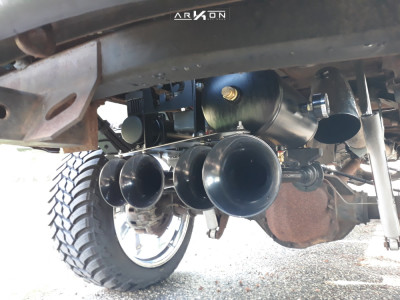 1 2001 F 350 Super Duty Ford Rough Country Suspension Lift 8in Arkon Off Road Lincoln Chrome