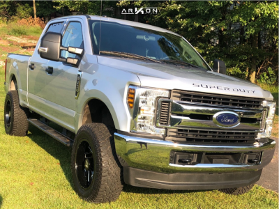 2019 Ford F-250 Super Duty - 20x10 -25mm - ARKON OFF-ROAD Cleopatra - Leveling Kit - 35" x 12.5"
