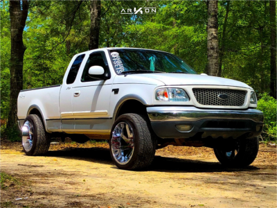 1999 Ford F-150 - 22x12 -51mm - ARKON OFF-ROAD Lincoln - Leveling Kit - 305/40R22