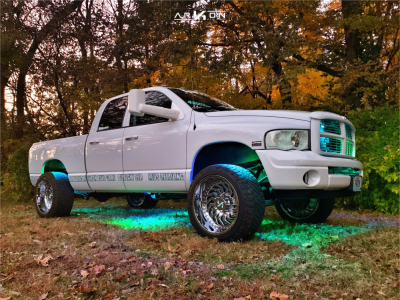 2004 Dodge Ram 1500 - 22x12 -51mm - ARKON OFF-ROAD Crown Series Victory - Suspension Lift 3.5" - 33" x 12.5"